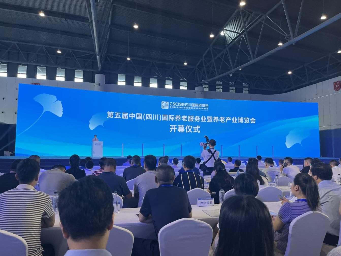 图片1 图片1